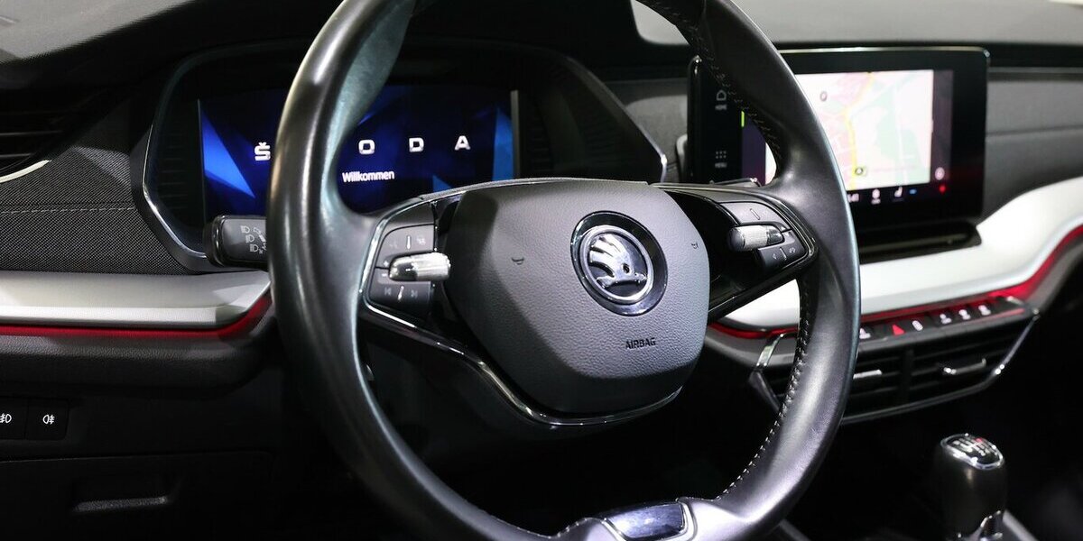 Skoda Octavia Combi 2.0 TDI FIRST-EDITION WHITE / LED 152.000 km 13.444 &euro; Hamm 59077
