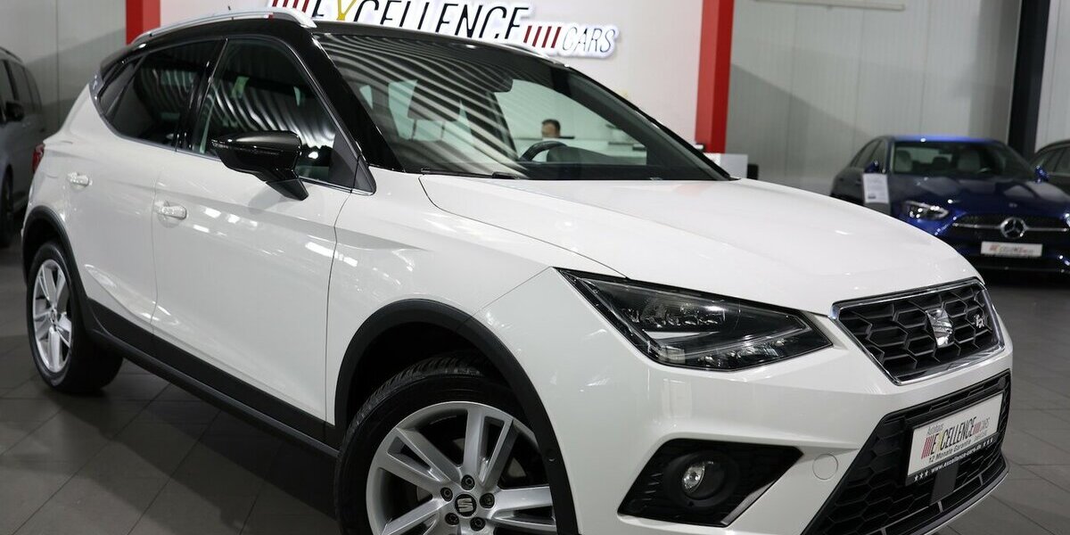 Seat Arona 1.5 TSI XCELLENCE FR-SPORT / WHITE & BLACK 90.000 km 14.881 &euro; Hamm 59077