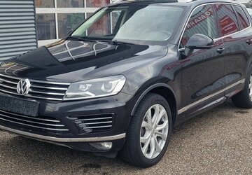 VW Touareg V6 TDI R-Line NAVI Luftfederung AHK 190.000 km 18.998 &euro; Landau 76829