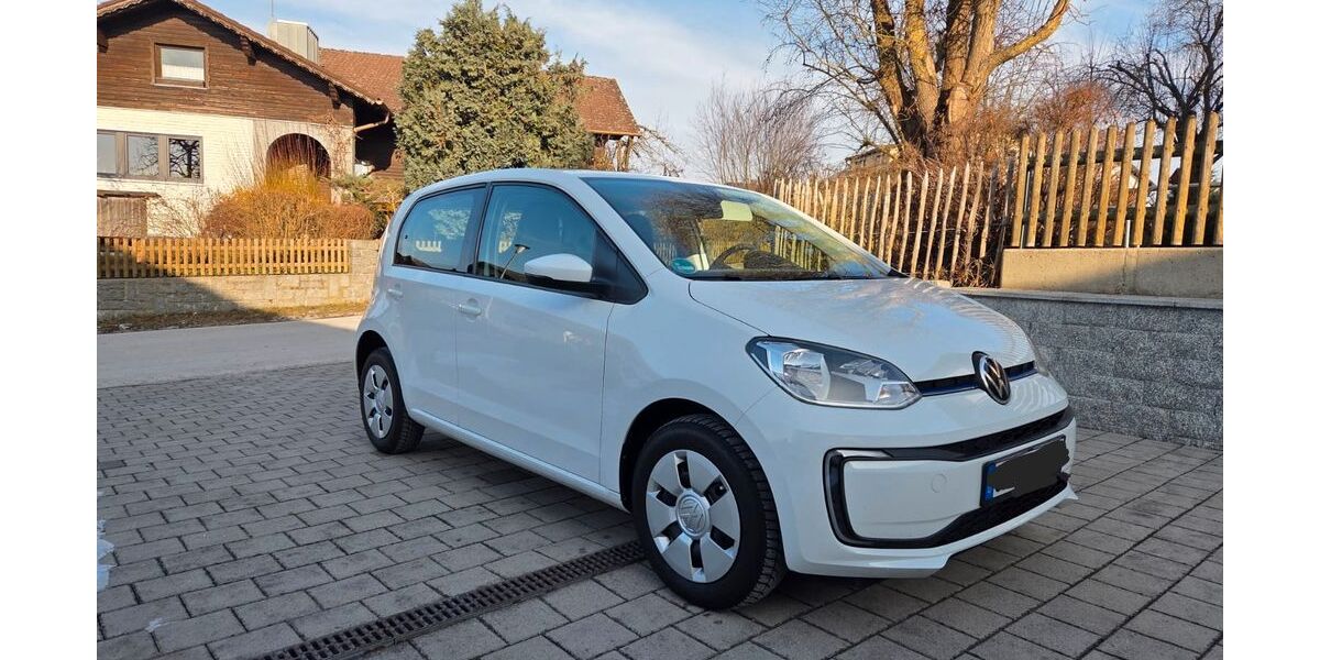 VW e-up! 49.000 km 12.900 &euro; Cham 93413