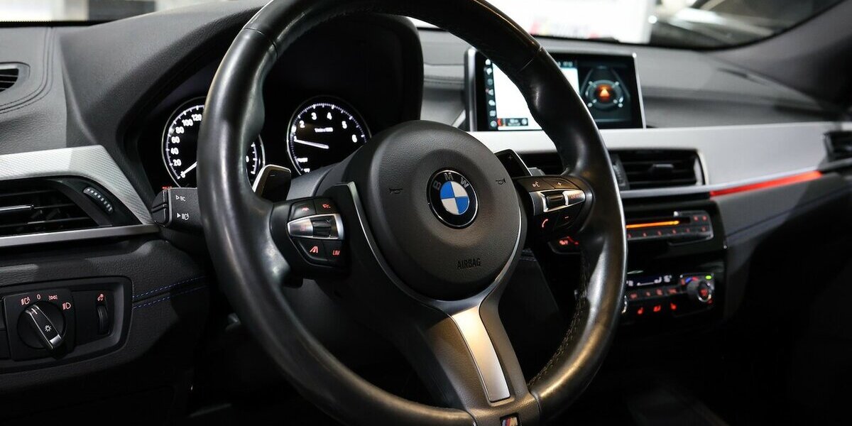 BMW X2 M35i xDrive M-SPORT WHITE / HEAD-UP / LED 114.000 km 23.888 &euro; Hamm 59077
