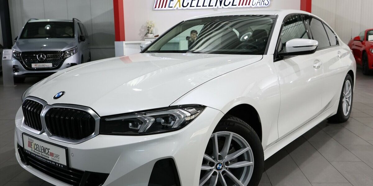 BMW 320d LIMOUSINE xDrive BUSINESS / CURVED / LED 68.000 km 27.883 &euro; Hamm 59077