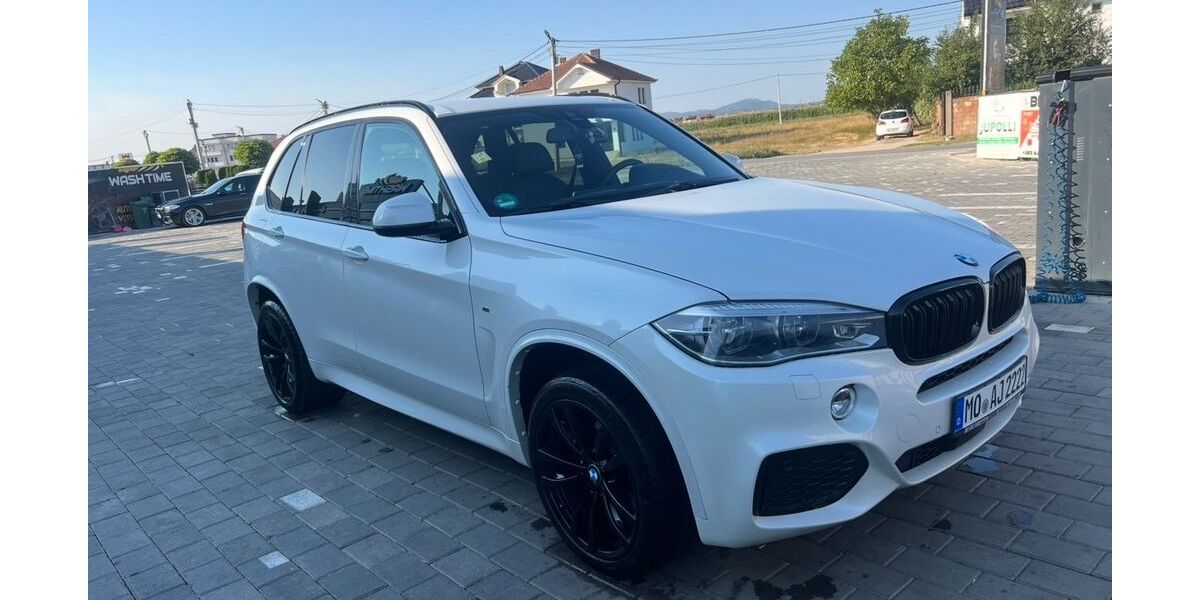BMW X5 285.000 km 20.200 &euro; Geldern 47608