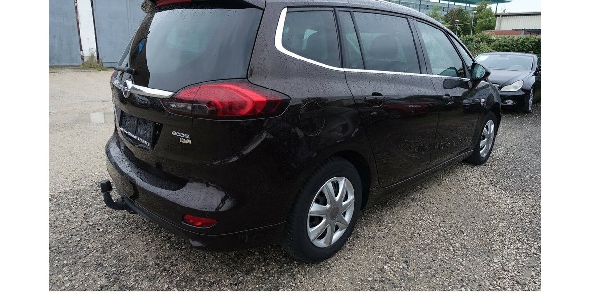 Opel Zafira Tourer Innov. OPC-Line DAB Navi Kamera 7-Si 280.700 km 6.950 &euro; Neumarkt/OPf 92318