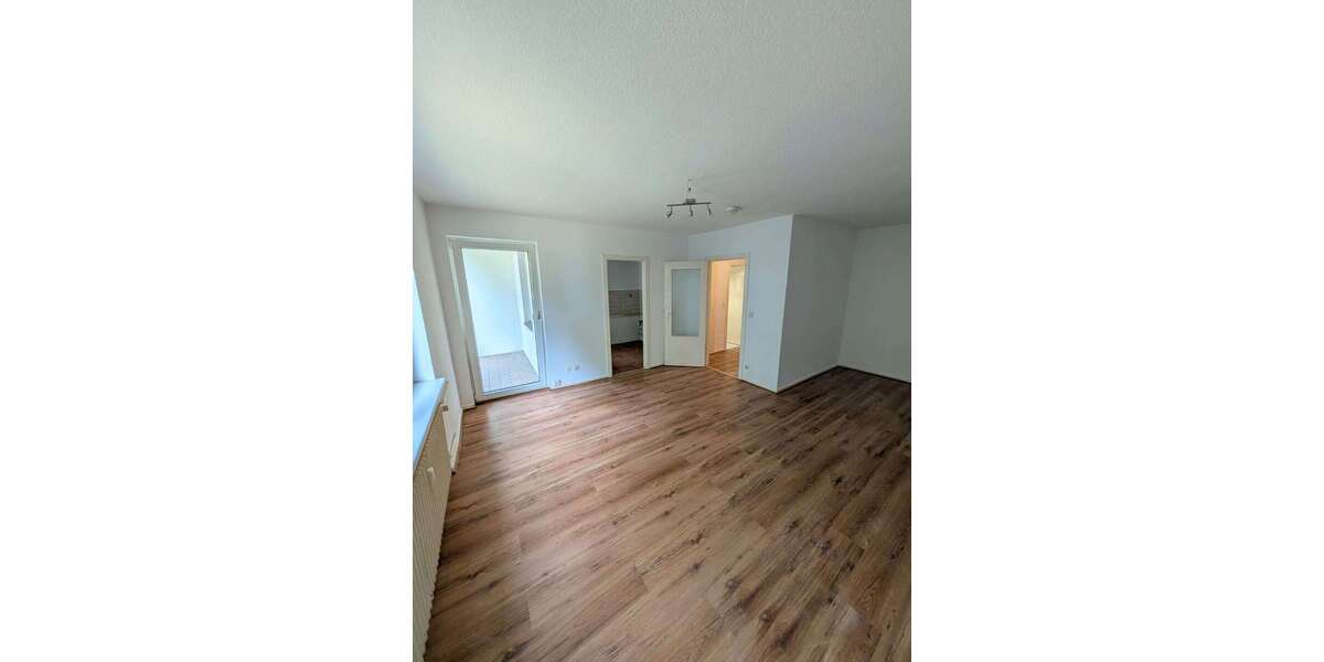 Etagenwohnung Lübeck Sankt Lorenz Nord - 1 Zimmer, 36 m&sup2;, 425&euro; | Angebot:27292638