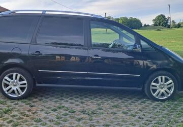 VW Sharan 338.000 km 1.900 &euro; Tittmoning 84529