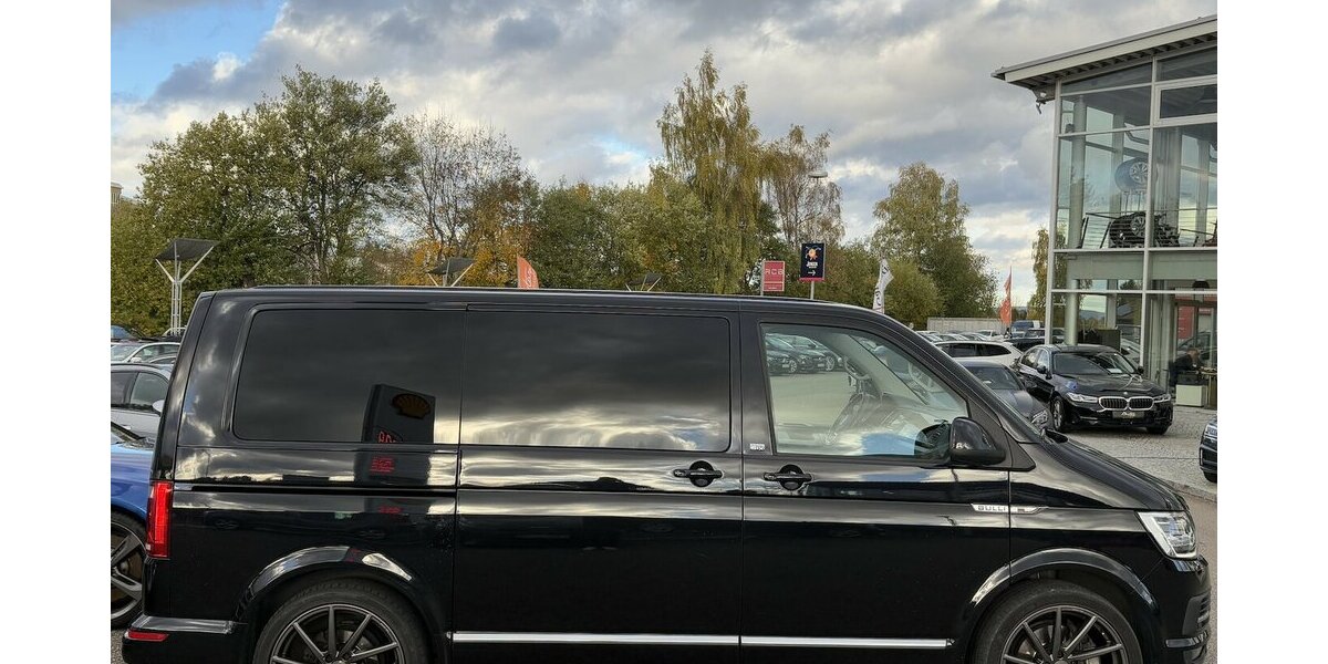 VW T6 Multivan GENERATION SIX/4x4/KAMERA/7-SITZER 231.260 km 25.900 &euro; Villingen-Schwenningen 78054