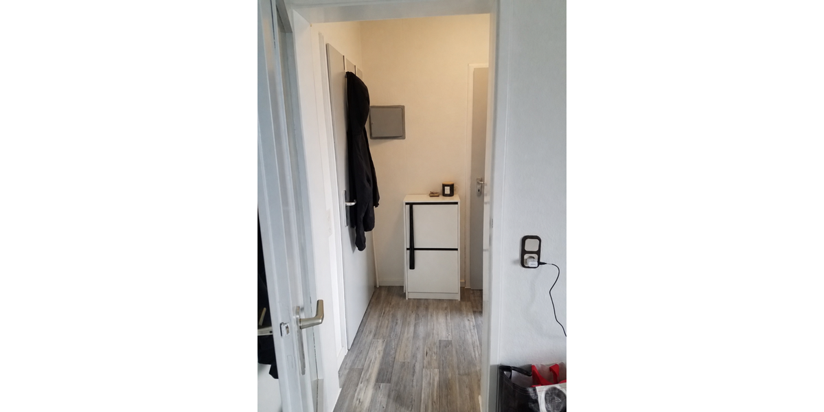 Etagenwohnung Düsseldorf Mörsenbroich - 1 Zimmer, 30 m&sup2;, 330&euro; | Angebot:27265090