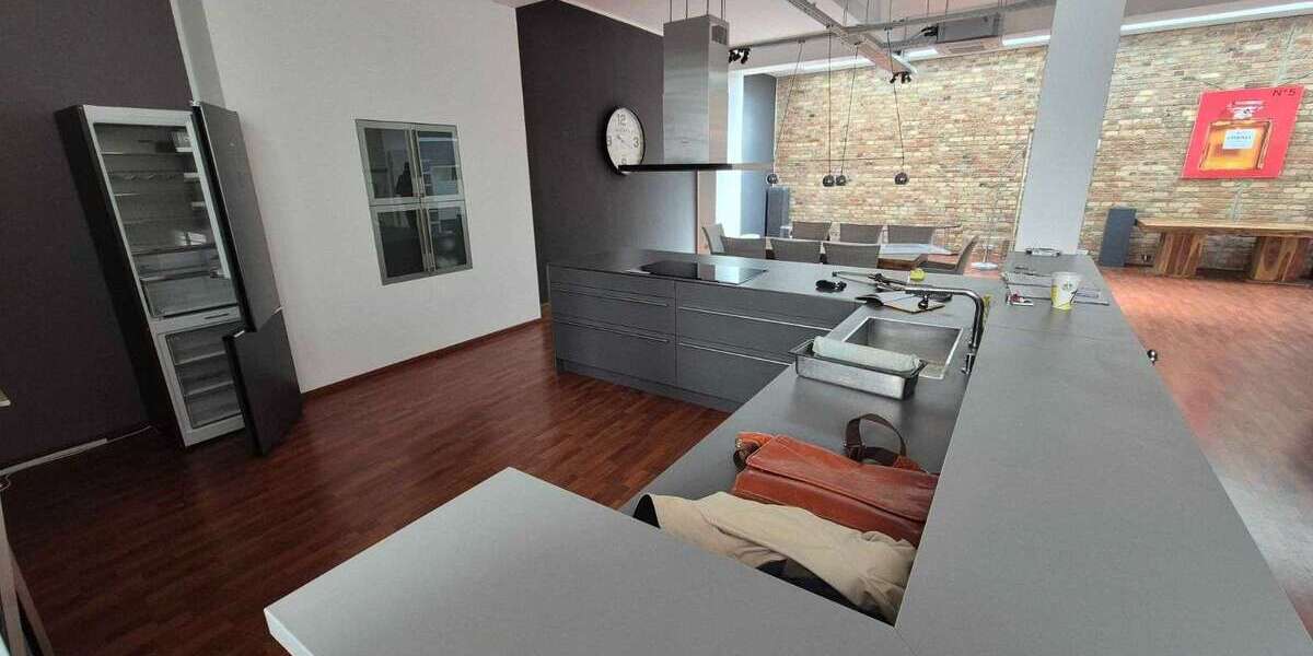 Etagenwohnung Offenbach am Main Zentrum - 1 Zimmer, 180 m&sup2;, 3.000&euro; | Angebot:27308710