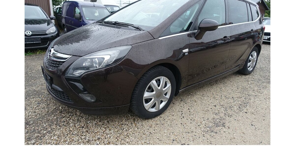 Opel Zafira Tourer Innov. OPC-Line DAB Navi Kamera 7-Si 280.700 km 6.950 &euro; Neumarkt/OPf 92318