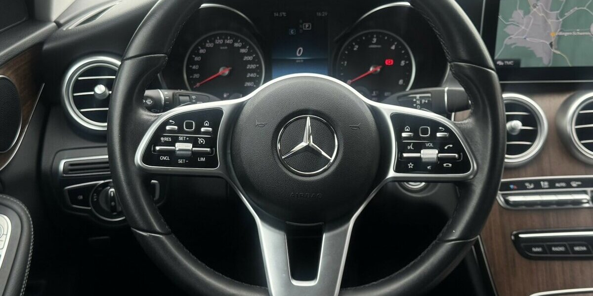 Mercedes-Benz C 220 d 4 MATIC T- MODELL/KAMERA/AHK/NAVI/1.HAND 60.042 km 24.800 &euro; Villingen-Schwenningen 78054