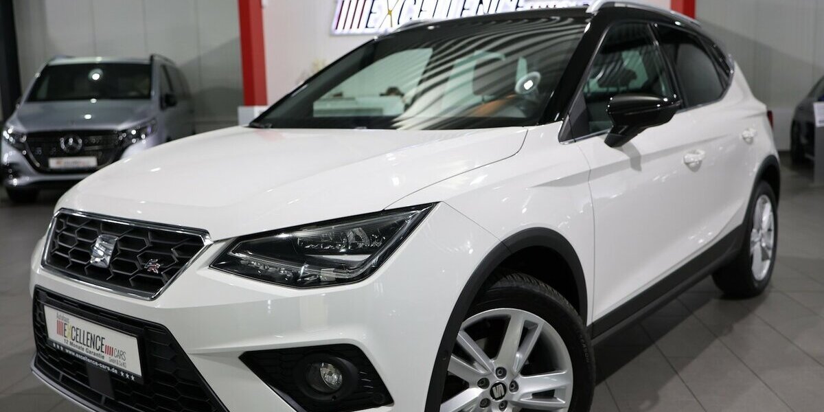 Seat Arona 1.5 TSI XCELLENCE FR-SPORT / WHITE & BLACK 90.000 km 14.881 &euro; Hamm 59077